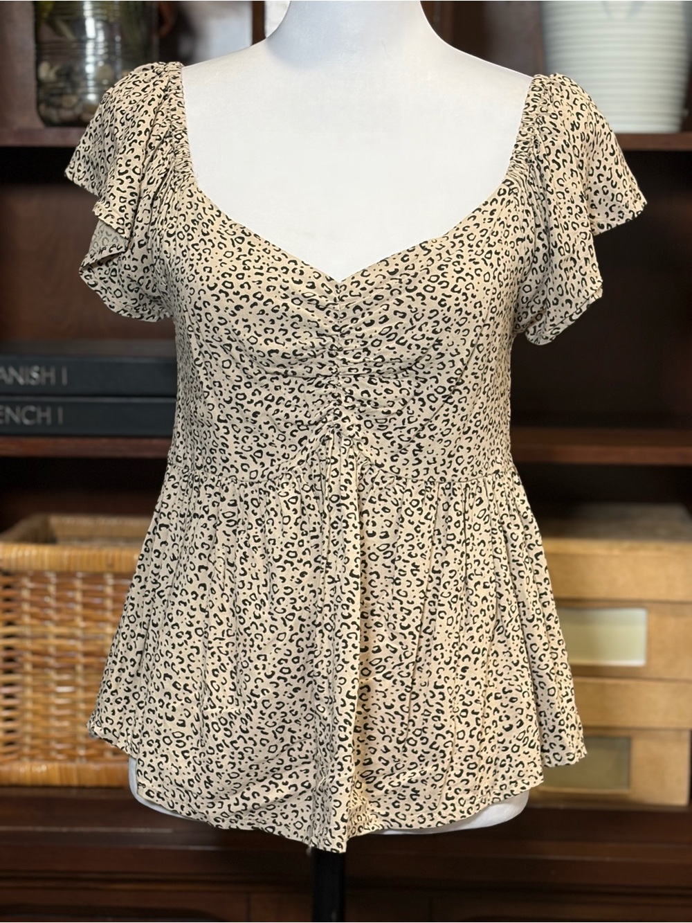Japna Leopard Animal Print Ruched Sweetheart Flutter Sleeve Peplum Blouse M - Picture 2 of 11